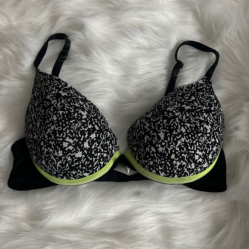 VS pink Bra